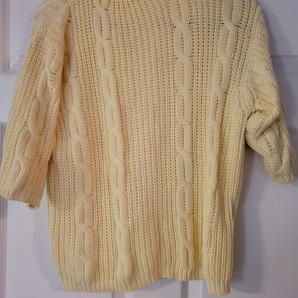 Category 1 Light Yellow V-Neck Cable Knit Sweater - Picture 3 of 4